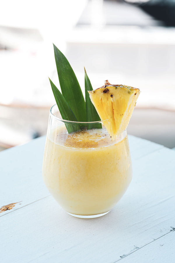 Cocktail Pineapple Margarita chanvré